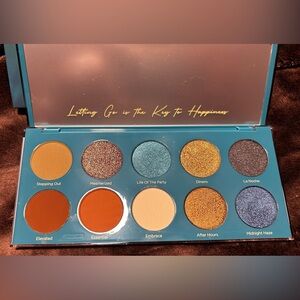 Dominique The Moment Eye Palette